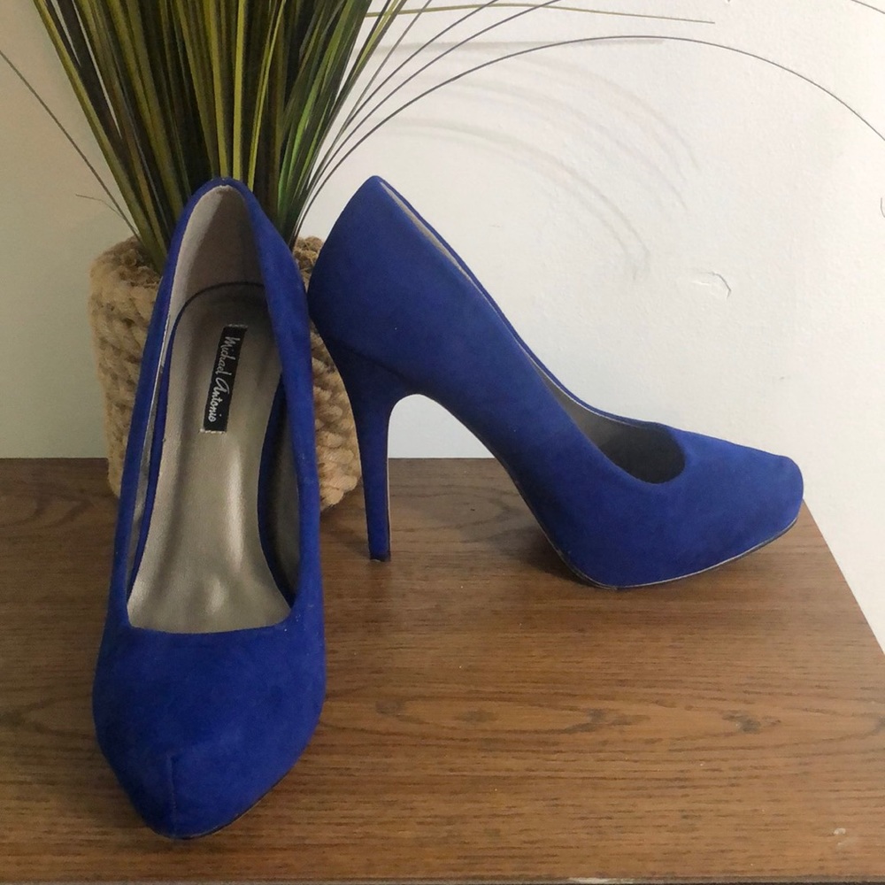Michael Antonio heels
